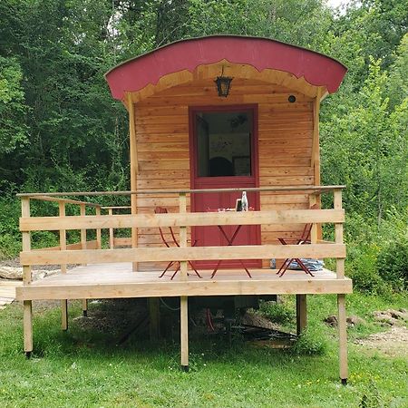 Le Val Du Pech Chantant Chambres D'Hotes Pern Екстериор снимка